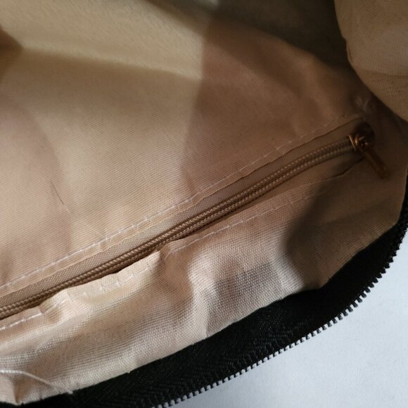 NWT BLACK BOWTIE CROSSBODY PURSE - Picture 8 of 8